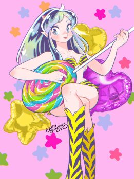 1girl animal_print balloon bikini boots candy collarbone cone_horns crossed_legs food gradient_hair green_hair heart_balloon highres holding holding_candy holding_food holding_lollipop horns invisible_chair knee_boots lollipop long_hair looking_at_viewer lum muda_rengou_to_ziggy_stardust multicolored_hair oversized_food oversized_object pink_background pointy_ears print_bikini print_boots signature sitting solo star_(symbol) star_balloon swimsuit tiger_print urusei_yatsura
