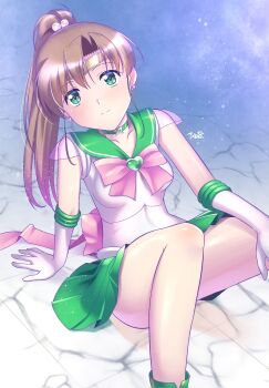 1girl back_bow bishoujo_senshi_sailor_moon bishoujo_senshi_sailor_moon_supers bow bowtie brooch brown_hair choker collarbone commentary_request elbow_gloves gloves green_choker green_eyes green_sailor_collar green_skirt hair_bobbles hair_ornament heart heart_brooch highres himehachi_(hime8manga) jewelry kino_makoto long_hair looking_at_viewer pink_bow pink_bowtie ponytail sailor_collar sailor_jupiter sailor_senshi_uniform skirt smile solo star_(symbol) super_sailor_jupiter white_gloves