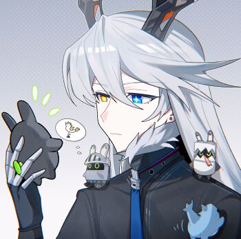 Rule 34 | + +, 1girl, absurdres, bangboo (zenless zone zero), black coat, black gloves, black horns, chinese commentary, close-up, closed mouth, coat, collared coat, commentary request, ear piercing, expressionless, fingerless gloves, gloves, gradient background, grey background, grey hair, hair between eyes, hendiurendelaodong, heterochromia, highres, holding, horns, joints, long hair, long horns, long sleeves, looking down, mechanical arms, non-humanoid robot, notice lines, piercing, robot, robot joints, shark, single mechanical arm, spoken object, star-shaped pupils, star (symbol), sunbringer (zenless zone zero), symbol-shaped pupils, wavy hair, zenless zone zero