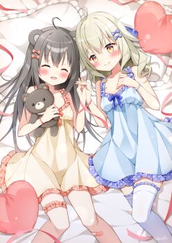 1girl :d ^_^ ahoge bare_shoulders bead_bracelet beads black_hair blue_bow blue_dress blush borrowed_character bow bracelet closed_eyes closed_mouth commentary commission dress facing_viewer feet_out_of_frame frilled_thigh_strap frilled_thighhighs frills green_hair hair_between_eyes hair_bow highres holding holding_hands holding_stuffed_toy jewelry long_hair lying on_back on_bed open_mouth original pillow red_bow red_ribbon ribbon skeb_commission sleeveless sleeveless_dress smile stuffed_animal stuffed_toy teddy_bear thigh_strap thighhighs tobio_illust white_thighhighs yellow_dress yellow_eyes