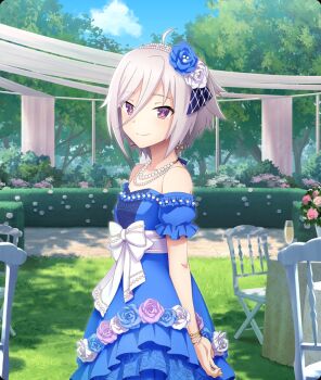 1girl ahoge alcohol arms_at_sides bare_shoulders blue_dress blue_flower blue_rose blue_sky blue_sleeves bow bracelet breasts chair champagne champagne_flute closed_mouth cloud cup detached_sleeves dress drinking_glass earrings flower from_side game_cg grass hair_between_eyes hair_flower hair_ornament hedge itomi_sayaka jewelry looking_at_viewer looking_to_the_side necklace official_art pearl_necklace pink_flower pink_rose plant potted_plant purple_eyes purple_flower purple_hair purple_rose rose round_table sash short_hair short_sleeves sky small_breasts smile solo stone_walkway strapless strapless_dress table tablecloth third-party_source toji_no_miko toji_no_miko:_kizamishi_issen_no_tomoshibi tree vase white_bow white_flower white_rose white_sash