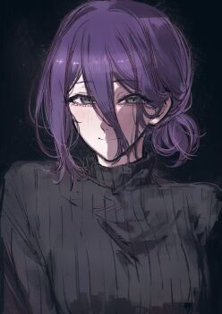 1girl black_background black_sweater chainsaw_man closed_mouth grey_eyes hair_between_eyes highres looking_at_viewer moku_(muooku) purple_hair reze_(chainsaw_man) solo sweater turtleneck turtleneck_sweater