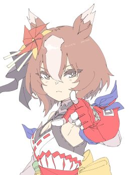 1girl animal_ears archives.gokulism armpits blush bow breasts brown_eyes brown_hair ear_bow ear_covers ear_ornament gloves hair_between_eyes hair_ornament highres horse_ears horse_girl horseshoe_ornament looking_at_viewer multicolored_hair pinwheel pinwheel_hair_ornament red_gloves shirt short_hair solo streaked_hair umamusume white_hair yaeno_muteki_(attack_of_the_four_white_meteors)_(umamusume) yaeno_muteki_(umamusume)