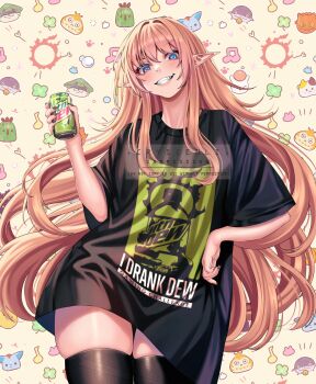 1girl black_shirt black_thighhighs blue_eyes blush breasts can carbuncle_(final_fantasy) clover commission drink_can elezen elf eyebrows_hidden_by_hair fat_cat_(ff14) final_fantasy final_fantasy_xiv four-leaf_clover grin hair_between_eyes hand_on_own_hip highres holding holding_can lialee lips logo long_hair looking_at_viewer looking_down medium_breasts moogle mountain_dew musical_note nail_polish namazu_(final_fantasy) open_mouth orange_hair original paissa pointy_ears sabotender shirt skindentation smile soda_can solo teeth thighhighs very_long_hair vgen_commission warrior_of_light_(ff14)