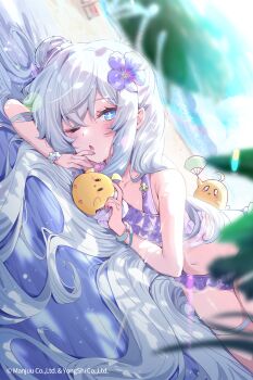 1girl azur_lane bad_source beach bikini blue_eyes breasts hair_bun hand_fan highres le_malin_(azur_lane) long_hair lying manjuu_(azur_lane) navel official_art on_side one_eye_closed small_breasts solo swimsuit very_long_hair white_hair