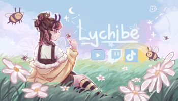 1girl absurdres antennae artist_name bee blue_sky blush brown_eyes brown_hair brown_overalls bug closed_mouth cloud commentary crescent day english_commentary field flower from_behind fur-trimmed_jacket fur_trim grass hand_on_ground highres indie_virtual_youtuber insect insect_wings jacket long_hair long_sleeves looking_to_the_side lychi_hachimitsu lychibe multicolored_hair on_ground open_clothes open_jacket outdoors overall_shorts overalls pink_hair shirt sidelocks sitting sky smile solo sparkle star_(symbol) striped_clothes striped_thighhighs thighhighs tiktok_logo twitch_logo virtual_youtuber white_flower white_shirt wings yellow_jacket youtube_logo