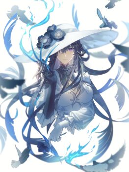 1girl asymmetrical_gloves bead_necklace beads bird black_flower black_gloves black_hair blue_fire breasts claw_ring cleavage cleavage_cutout closed_mouth clothing_cutout cropped_torso elbow_gloves fire flower frilled_sleeves frills gloves hair_over_one_eye hat hat_flower highres honkai:_star_rail honkai_(series) horns jewelry kleinlight large_breasts long_hair long_sleeves looking_at_viewer mismatched_gloves multiple_rings necklace purple_eyes ring simple_background smile solo sun_hat the_dahlia_(honkai:_star_rail) upper_body very_long_hair white_background white_gloves white_hat