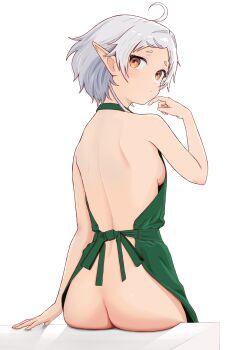 1girl ahoge apron ass back back_focus blush breasts closed_mouth commentary_request elf from_behind green_apron hand_up highres looking_at_viewer looking_back median_furrow mushoku_tensei naked_apron no_bra no_panties orange_eyes parted_bangs pointy_ears rora_(user_vgpk4444) short_hair shoulder_blades sideboob simple_background sitting small_breasts solo sylphiette_(mushoku_tensei) white_background white_hair