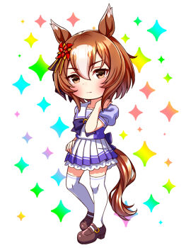 1girl animal_ears blush bow bowtie breasts brown_eyes brown_hair chibi chibi_only closed_mouth collarbone commentary_request full_body hair_between_eyes hair_ornament highres horse_ears horse_girl horse_tail looking_at_viewer multicolored_hair pinwheel_hair_ornament pleated_skirt puffy_short_sleeves puffy_sleeves purple_bow purple_bowtie purple_shirt sailor_collar sailor_shirt school_uniform shirt shoes short_hair short_sleeves skirt solo streaked_hair sugimotty_nova tail thighhighs tracen_school_uniform umamusume white_hair white_sailor_collar white_skirt white_thighhighs yaeno_muteki_(umamusume) zettai_ryouiki