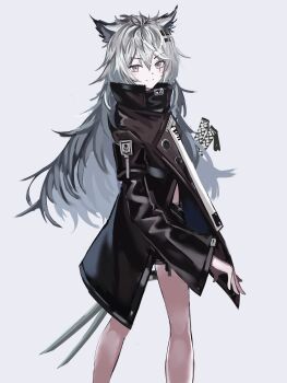 1girl absurdres animal_ears arknights bad_id bad_pixiv_id bare_legs black_coat black_shorts blush chinese_commentary closed_mouth coat commentary cowboy_shot grey_background grey_eyes hair_between_eyes hair_ornament hairclip highres katana kit lappland_(arknights) long_hair long_sleeves looking_at_viewer looking_back scar scar_across_eye scar_on_face short_shorts shorts silver_hair simple_background smile solo standing sword weapon wolf_ears
