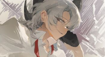 1girl absurdres black_gloves black_horns commentary curved_horns earrings from_side gloves hair_over_one_eye highres horns jewelry key_earrings liudaohai6001 looking_at_viewer necktie red_eyes red_necktie shirt smile solo symbol-only_commentary white_background white_hair wuthering_waves zani_(wuthering_waves)