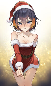 1girl bare_shoulders belt black_hair blonde_hair blonde_streaks blue_eyes blush breasts cleavage collarbone commentary cowboy_shot detached_sleeves dress english_commentary fur-trimmed_dress fur-trimmed_headwear fur-trimmed_sleeves fur_trim gradient_background hair_between_eyes hat highres hitsuji_(sheep_tamura) looking_at_viewer multicolored_hair nijisanji nijisanji_en petra_gurin pom_pom_(clothes) pout red_dress red_hat santa_costume santa_dress santa_hat short_hair solo strapless strapless_dress streaked_hair thighs two-tone_hair