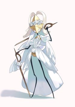 1other absurdres alternate_costume arthropod_limbs black_skin blank_eyes cloak colored_skin dress dual_wielding flower flower_on_head flower_on_weapon full_body highres holding holding_behind_back holding_weapon_behind_back hollow_knight hollow_knight:_silksong humanoid_robot looking_at_viewer luobo_030 no_humans other_focus robot second_sentinel_(hollow_knight) simple_background wedding_dress white_background white_cloak white_eyes white_flower