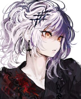 1girl absurdres alternate_costume black_capelet capelet cross cross_earrings earrings frilled_capelet frills grey_hair hair_ornament hashtag-only_commentary highres hololive hololive_english jewelry looking_to_the_side official_alternate_costume official_alternate_hairstyle parted_lips ponytail seeledayo shiori_novella shiori_novella_(casual) simple_background solo upper_body virtual_youtuber white_background yellow_eyes