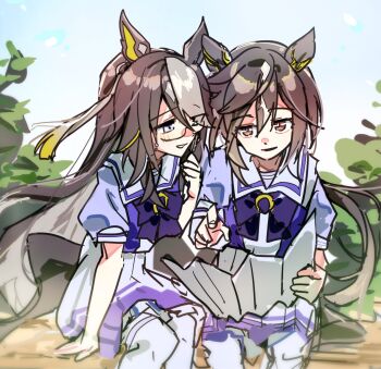 2girls animal_ears blonde_hair blue_eyes blue_sky bow bowtie brown_eyes brown_hair commentary_request dream_journey_(umamusume) ear_ornament feet_out_of_frame glasses hand_up highres holding holding_map horse_ears horse_girl long_hair map multicolored_hair multiple_girls outdoors parted_lips pleated_skirt pointing pointing_at_object puffy_short_sleeves puffy_sleeves purple_bow purple_bowtie purple_shirt sailor_collar sailor_shirt school_uniform shirt short_sleeves side-by-side sitting skirt sky smile stay_gold_(umamusume) streaked_hair summer_uniform thighhighs tracen_school_uniform umamusume white_hair white_sailor_collar white_skirt white_thighhighs yoshiaki_(yosiaki_ml)