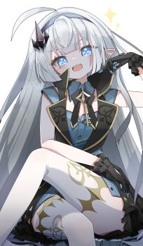 1girl :d absurdres ahoge black_gloves blue_eyes blue_hairband commentary_request crossed_legs fangs female_tyrant_(stella_sora) gloves grey_hair hair_ornament hairband highres key long_hair looking_at_viewer open_mouth pointy_ears sitting smile solo sparkle stella_sora thighhighs tyrant_(stella_sora) veni_tsubaki very_long_hair white_background white_thighhighs