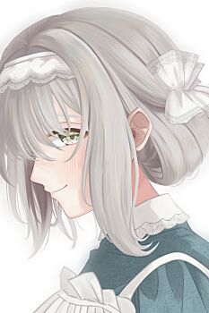 1girl absurdres apron blush closed_mouth dress folded_hair gakuen_idolmaster green_dress grey_hair hair_intakes highres hiwatari_kanae idolmaster looking_at_viewer medium_hair saohahu sidelocks simple_background smile solo white_apron white_background