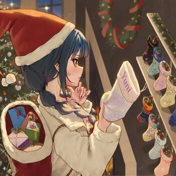 1girl black_hair bok_jin-myeong braid braided_twintails christmas christmas_present christmas_stocking christmas_tree christmas_wreath closed_mouth coat commentary_request from_side gangzi_(vtuber) gift hair_over_shoulder hands_up hat highres holding indoors korean_commentary long_hair long_sleeves profile sack santa_hat small_sweatdrop solo stellive thinking upper_body virtual_youtuber white_coat wreath yellow_eyes