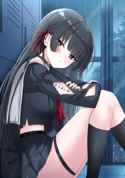 arm_cutout black_choker black_hair black_skirt black_socks breasts chisa_(wuthering_waves) choker clothing_cutout commentary hair_ribbon highres indoors light_blush long_hair long_sleeves looking_at_viewer looking_to_the_side medium_breasts midriff navel neckerchief parted_lips red_eyes red_neckerchief red_ribbon ribbon sailor_collar sitting skirt socks tacet_mark_(wuthering_waves) thigh_strap thighs touhourh white_sailor_collar wuthering_waves