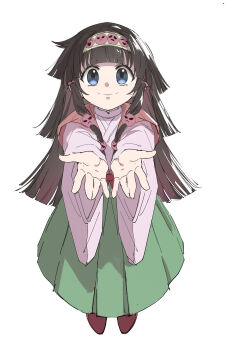 1boy absurdres alluka_zoldyck black_hair blue_eyes brown_shoes chinese_commentary closed_mouth commentary_request full_body green_skirt hairband highres hunter_x_hunter japanese_clothes long_hair long_sleeves looking_at_viewer outstretched_hand pink_vest shoes skirt smile solo standing straight-on trap very_long_hair vest white_background youzhiyuan