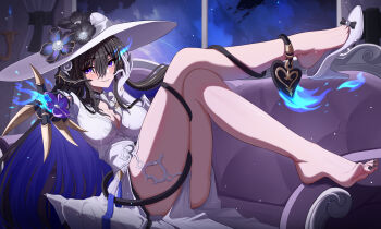 1girl absurdres aichinaigai barefoot black_hair blush constance_(honkai:_star_rail) feet highres honkai:_star_rail honkai_(series) large_hat long_hair looking_at_viewer multicolored_hair parted_lips purple_eyes shoe_dangle shoes single_shoe smile soles toes two-tone_hair