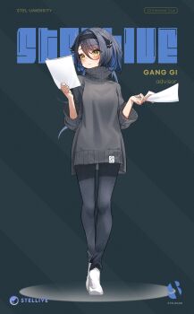 1girl absurdres asymmetrical_bangs black_hair black_hairband black_pants black_ribbon blush character_name closed_mouth commentary_request copyright_name diagonal-striped_background firehippo full_body gangzi_(vtuber) grey_background grey_sweater hair_between_eyes hair_ribbon hairband hands_up highres holding holding_paper korean_commentary long_bangs long_hair long_sleeves looking_at_object pants paper ribbon shoes solo stellive striped_background sweater turtleneck turtleneck_sweater virtual_youtuber walking white_shoes yellow_eyes