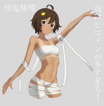 1girl absurdres ahoge arm_up bandages blush brown_hair closed_mouth cocowithcgh commentary_request cropped_legs dark-skinned_female dark_skin eyelashes food-themed_hair_ornament grey_background hair_ornament highres lemon_hair_ornament make_heroine_ga_oo_sugiru! mummy_costume naked_bandage navel purple_eyes short_hair simple_background smile stomach tan tanline translation_request very_short_hair yakishio_lemon