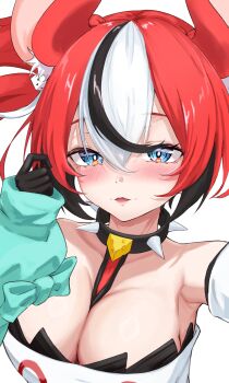 1girl animal_ears between_breasts black_gloves black_streaks blue_eyes blush breasts cleavage collar commentary detached_sleeves dice_hair_ornament gloves hair_ornament hakos_baelz hakos_baelz_(1st_costume) highres hololive hololive_english ilie_ilie large_breasts looking_at_viewer mouse_ears mouse_girl open_mouth red_hair shirt simple_background solo spiked_collar spikes virtual_youtuber white_background white_hair white_shirt