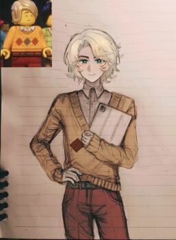 1boy animification belt black_belt blonde_hair chinese_commentary closed_mouth collared_shirt commentary_request cowboy_shot eyes_visible_through_hair green_eyes hand_on_own_hip highres holding holding_tablet_pc ipad lloyd_garmadon long_sleeves looking_at_viewer male_focus ninjago ninjago_dragons_rising pants red_pants reference_inset screenshot_inset shirt short_hair smile solo sweater tablet_pc the_lego_group white_shirt wing_collar xinjinjumin8851640 yellow_sweater