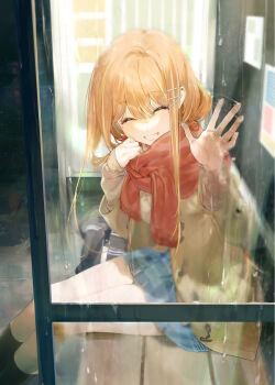 1girl bag bench black_bag black_socks blue_skirt brown_coat bus_stop closed_eyes coat gakuen_idolmaster grin hair_intakes highres idolmaster jewelry long_sidelocks looking_at_viewer mole mole_under_eye orange_hair plaid_clothes plaid_skirt rain rain_(regen) red_scarf ring scarf school_bag shiun_sumika sidelocks sitting skirt smile socks solo waiter waving