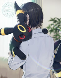 1other black_eyes black_fur black_hair blurry blurry_background body_fur carrying colored_sclera gen_2_pokemon highres kaminokefusa nintendo pokemon pokemon_(creature) red_sclera short_hair two-tone_fur umbreon yellow_fur