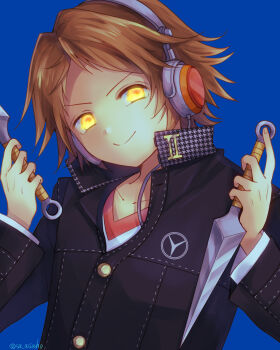 Rule 34 | >:), 1boy, asaho, black jacket, blue background, blush, brown hair, closed mouth, collarbone, commentary request, dual wielding, glowing, glowing eyes, hanamura yousuke, hands up, headphones, highres, holding, holding kunai, holding weapon, jacket, kunai, long sleeves, looking at viewer, male focus, parted bangs, persona, persona 4, school uniform, shadow (persona), shadow yousuke, short hair, simple background, smile, smug, solo, spiked hair, split mouth, upper body, v-shaped eyebrows, weapon, yasogami school uniform, yellow eyes
