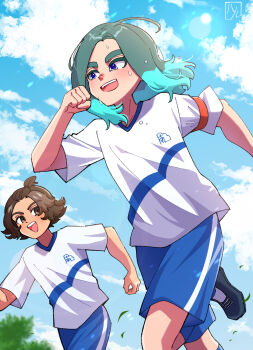 2boys alternate_costume aqua_hair bad_tag blue_eyes blue_shorts blue_sky brown_eyes brown_hair cloud day highres inazuma_eleven_(series) inazuma_eleven_victory_road kikori_nu kisoji_heita male_focus medium_hair multicolored_hair multiple_boys open_mouth outdoors running sasanami_unmei shirt short_sleeves shorts sky sweat teeth two-tone_hair upper_teeth_only white_shirt