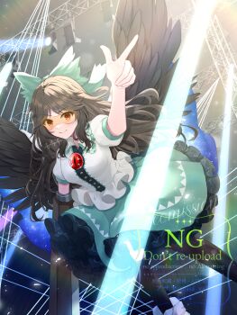 1girl arm_cannon asaya-bigun black_wings bow brown_eyes brown_hair brown_thighhighs cape closed_mouth collared_shirt commentary_request control_rod_(touhou) feathered_wings feet_out_of_frame frilled_shirt frilled_shirt_collar frilled_skirt frills green_bow green_skirt hair_bow highres long_hair looking_at_viewer orange-tinted_eyewear pointing print_cape puffy_short_sleeves puffy_sleeves reiuji_utsuho shirt short_sleeves skirt smile solo spotlight stage starry_sky_print sunglasses thighhighs third_eye tinted_eyewear touhou two-sided_cape two-sided_fabric weapon white_cape white_shirt wings