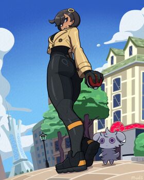 1girl absurdres ass black_bodysuit black_gloves black_hair blue_sky bodysuit bodysuit_under_clothes breasts brown_jacket building closed_mouth cloud commentary dark-skinned_female dark_skin emma_(pokemon) english_commentary espurr gen_6_pokemon gloves hair_ornament highres holding holding_poke_ball jacket latex latex_bodysuit looking_at_viewer looking_back looking_down lumiose_city muds nintendo orange_gloves outdoors parted_lips poke_ball poke_ball_(basic) pokemon pokemon_(creature) pokemon_center pokemon_legends:_z-a prism_tower purple_eyes short_hair sky smile tree two-tone_gloves