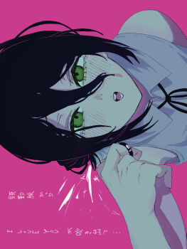 1girl absurdres black_hair black_ribbon chainsaw_man green_eyes grenade_pin grey_shirt hair_between_eyes highres kuronekoya neck_ribbon open_mouth pink_background reze_(chainsaw_man) ribbon shirt sideways sleeveless sleeveless_shirt solo teeth translation_request