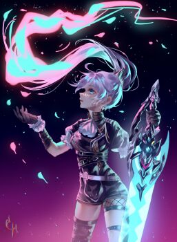 1girl ahoge belt black_gloves black_shirt blue_eyes breasts coconuthound commentary cosplay english_commentary gloves highres holding holding_sword holding_weapon honkai_(series) honkai_impact_3rd kiana_kaslana kiana_kaslana_(born_in_flames) kiana_kaslana_(herrscher_of_flamescion) lio_fotia lio_fotia_(cosplay) long_hair looking_up medium_breasts open_hand ponytail promare shirt single_thighhigh solo sword thighhighs weapon white_hair