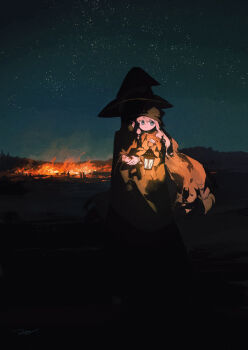 1girl brown_coat coat commentary_request fire grey_eyes hat highres holding holding_lantern lantern long_coat long_hair night open_clothes open_coat original pink_hair potg_(piotegu) scenery sky star_(sky) starry_sky witch witch_hat