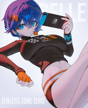 1girl belle_(zenless_zone_zero) black_shirt blue_eyes blue_hair breasts character_name closed_mouth commentary_request copyright_name gloves gradient_background grey_background hair_between_eyes handheld_game_console highres holding holding_handheld_game_console indol korean_commentary large_breasts looking_at_viewer midriff navel nintendo_switch orange_gloves shirt short_hair single_glove solo thighs zenless_zone_zero