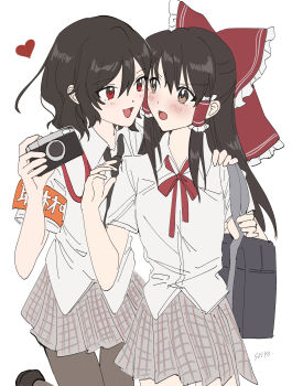 2girls absurdres alternate_costume armband bag black_necktie blush bow bowtie brown_eyes brown_hair brown_pantyhose camera collared_shirt commentary_request contemporary frilled_bow frilled_hair_tubes frills grey_skirt hair_bow hair_tubes hakurei_reimu heart highres holding holding_camera long_hair multiple_girls necktie no_wings open_mouth orange_armband pantyhose plaid_clothes plaid_skirt red_bow red_bowtie red_eyes school_bag school_uniform shameimaru_aya shirt short_sleeves shoulder_bag simple_background skirt smile touhou translation_request uehara_suiyo white_background white_shirt yuri