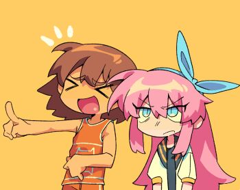 >_< 1boy 1girl alternate_eye_color anger_vein animated animated_gif aubrey_(faraway)_(omori) aubrey_(omori) blue_eyes blue_hairband brown_eyes brown_hair chinese_commentary closed_mouth commentary_request dark-skinned_male dark_skin double-parted_bangs grin hair_between_eyes hairband huasuan69416 jacket kel_(faraway)_(omori) kel_(omori) long_hair meme omori open_mouth pink_hair short-sleeved_jacket short_hair short_sleeves sidelocks simple_background smile speech_bubble spoken_anger_vein teeth unamused_friend_comic_(meme) white_jacket yellow_background