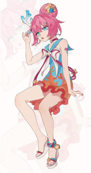 1girl arm_up bell blue_dress blue_eyes blue_nails blue_sailor_collar collar dress flip-flops frilled_dress frills hair_between_eyes hair_bun highres honkai_(series) honkai_impact_3rd jingle_bell mi_si_lei_da_ke multicolored_nails nail_polish pink_background pink_hair purple_nails red_collar rozaliya_olenyeva sailor_collar sailor_dress sandals simple_background sleeveless sleeveless_dress solo white_sandals zoom_layer