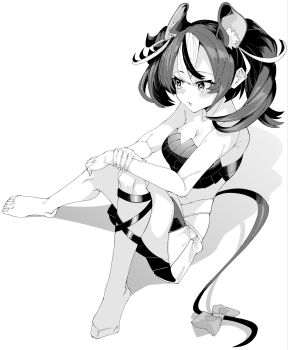 1girl alternate_breast_size_(larger) animal_ears barefoot bow breasts cleavage commentary_request feet full_body hakos_baelz highres hololive hololive_english large_breasts miniskirt mouse_ears mouse_girl mouse_tail multicolored_hair pleated_skirt single_sock skirt socks solo strapless tail tail_bow tail_ornament toes tube_top twintails virtual_youtuber zonberu_tsukiji