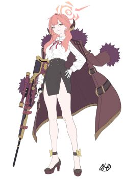 1girl aru_(blue_archive) blue_archive full_body gun horns long_hair looking_at_viewer looking_back oto_jampan pink_hair shirt solo twitter weapon white_shirt