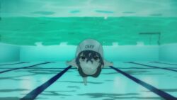 1girl air_bubble animated anime_screenshot ass black_hair breasts bubble cleavage hair_between_eyes hand_on_own_hip highres irina_luminesk medium_breasts one-piece_swimsuit pool pool_ladder poolside red_eyes school_swimsuit swim_cap swimming swimsuit tagme tsuki_to_laika_to_nosferatu underwater vampire video water