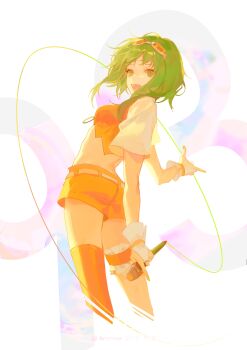 1girl 2020 :d artist_name cable chinese_commentary commentary_request crop_top cropped_legs dated fingerless_gloves frilled_thigh_strap from_behind gloves goggles goggles_on_head green_eyes green_hair gumi highres holding holding_microphone looking_back microphone midriff open_mouth orange_shirt orange_shorts shirt short_shorts short_sleeves shorts sidelocks single_thighhigh smile solo standing thigh_strap thighhighs vocaloid white_gloves wloop