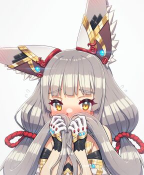 1girl alten animal_ears bare_shoulders blush cat_ears cat_girl embarrassed grey_hair highres long_hair nia_(blade)_(xenoblade) nia_(xenoblade) simple_background solo white_background xenoblade_chronicles_(series) xenoblade_chronicles_2 yellow_eyes