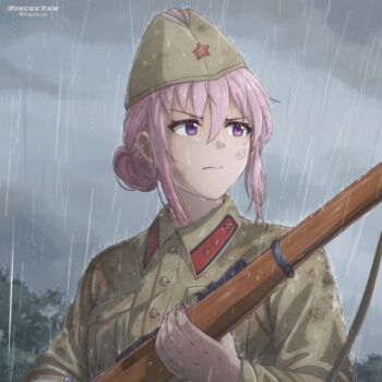 bolt_action brown_hat brown_jacket cloud cloudy_sky collar_tabs commentary dirty dirty_clothes dirty_face garrison_regiment_(emblem) gun gun_sling hair_between_eyes hair_bun hat highres holding holding_gun holding_weapon jacket kepincox looking_to_the_side military mosin-nagant original pink_eyes pink_hair rain red_collar_tabs rifle sidelocks sky soviet soviet_army upper_body weapon world_war_ii