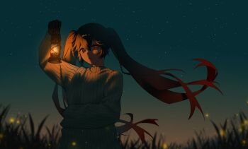 1girl black_hair c0ffeenn commentary english_commentary evening fireflies holding holding_lantern lantern long_hair looking_at_viewer lucia:_plume_(pgr) lucia_(pgr) multicolored_hair outdoors punishing:_gray_raven red_eyes red_hair ribbed_sweater sky solo star_(sky) sunset sweater twintails two-tone_hair