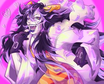 1boy :d black_gloves black_hair bodysuit caesar_clown eyeshadow fangs flap_sticks gloves hand_on_own_hip highres horns jacket lipstick long_hair looking_at_viewer makeup male_focus one_piece open_mouth orange_bodysuit pale_skin pink_background purple_eyeshadow purple_jacket purple_lips simple_background smile solo standing yellow_eyes yellow_horns